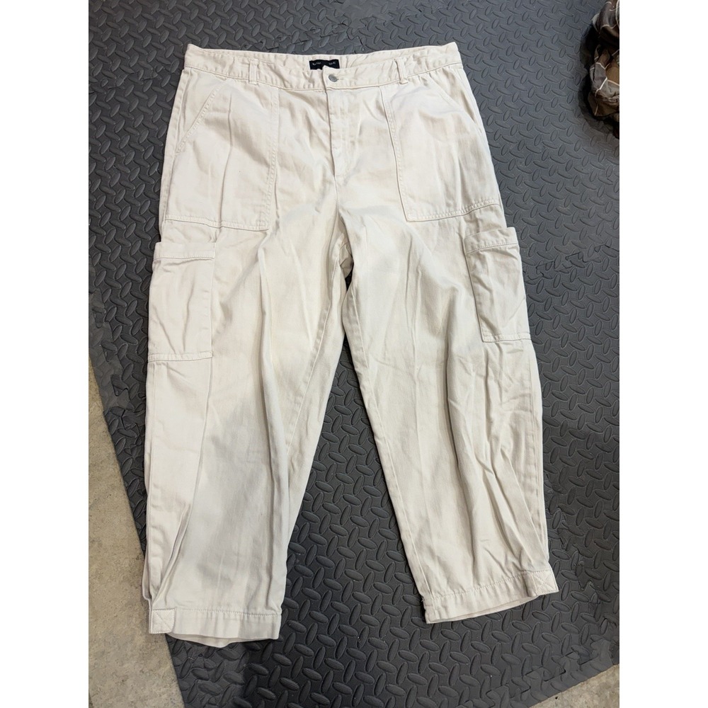 Banana Republic Women's Beige Cargo Pants Straight Leg Button Pocket Casual